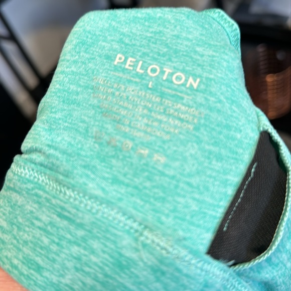 Peloton Drive and Recover Keyhole Bra - Picture 5 of 5